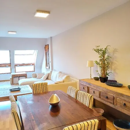 Apartamento Beach And Pool Deluxe 2 *